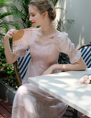 2023 s/s [22% 할인] 컬렉션 공주풍의 우아한 파리지안 원피스~ 로맨틱한 여름 분위기를 느껴보세요 날씬녀의 매력적인 드레스 핑크COLOR(S~L)